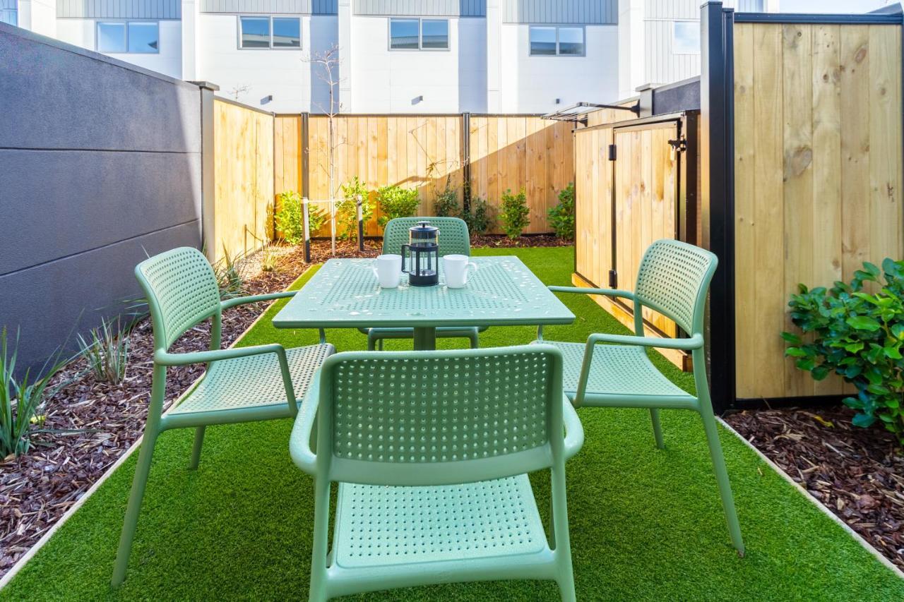 Harmony Hideout 2 Bed 2 Bath Apartment Christchurch Exterior photo